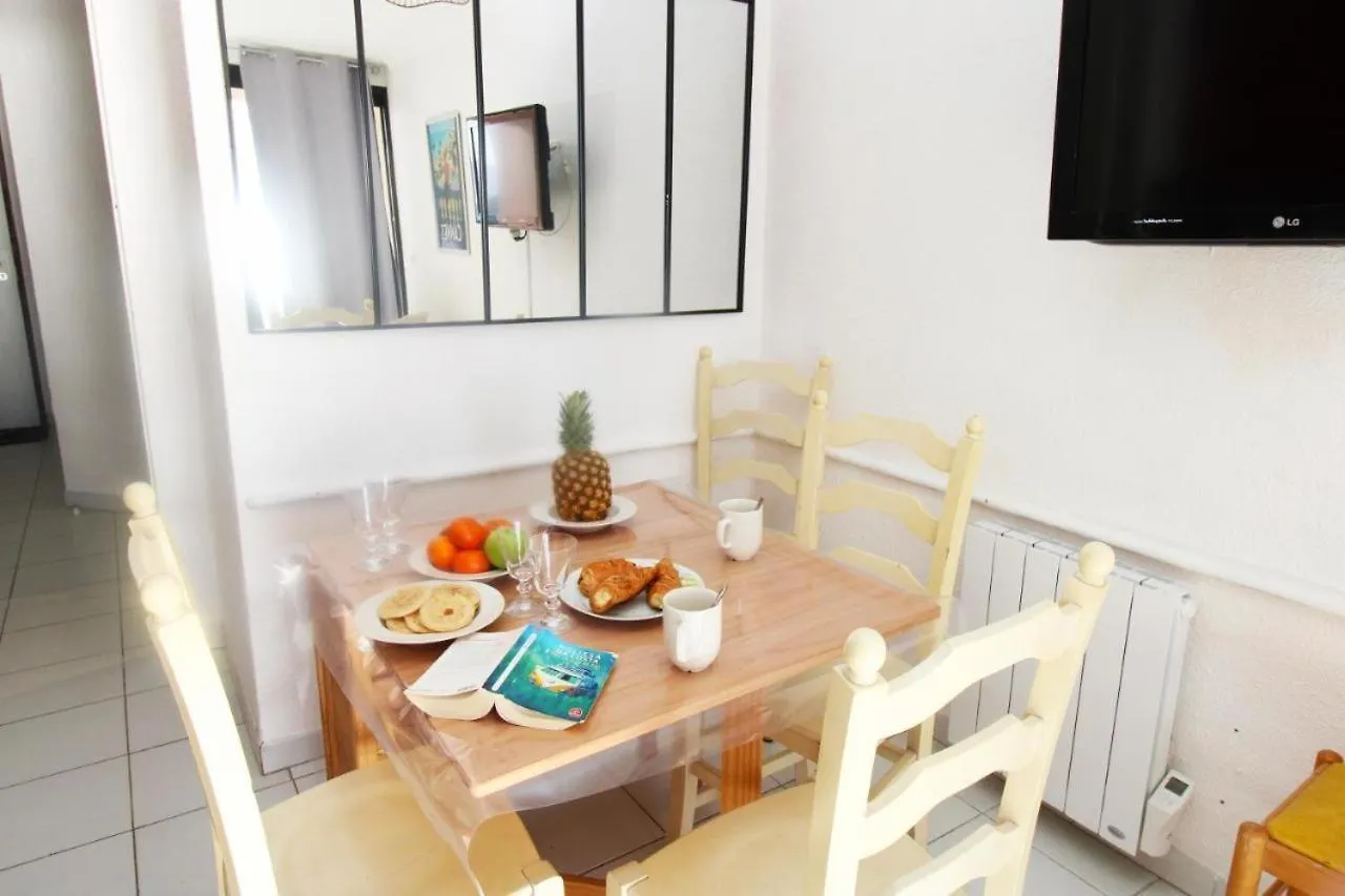 Cannes Appartement 4 Pers Vue Mer Wi Fi Climatisation Piscine Apartment